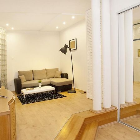 Diana Apartment On Vaci Utca Budapest Ngoại thất bức ảnh