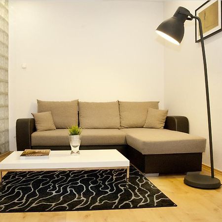 Diana Apartment On Vaci Utca Budapest Ngoại thất bức ảnh