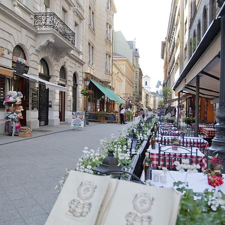 Diana Apartment On Vaci Utca Budapest Ngoại thất bức ảnh