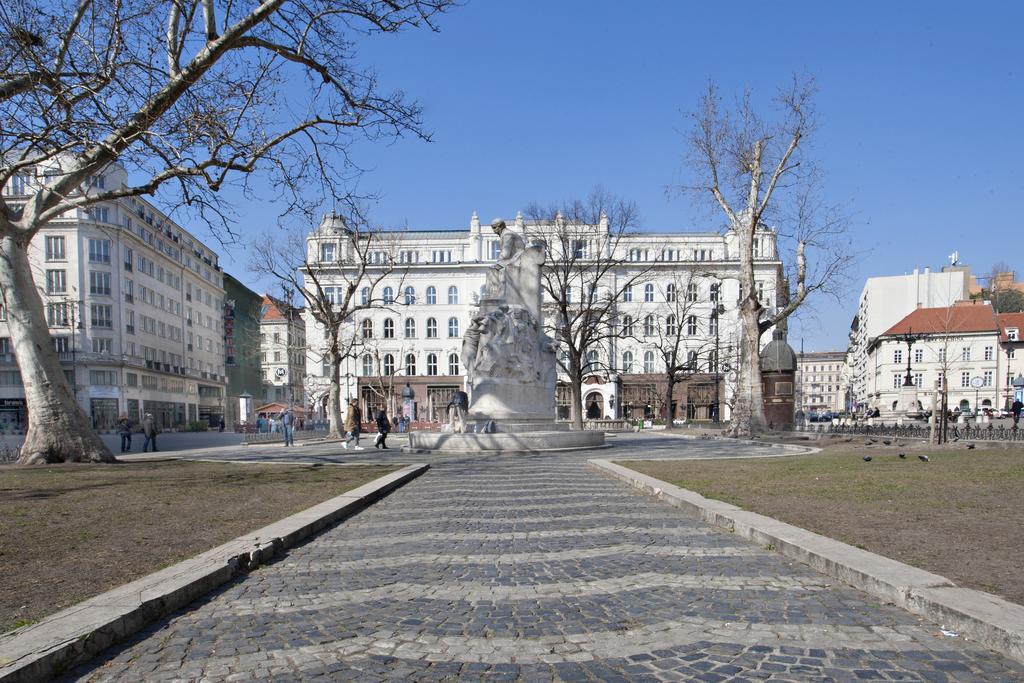 Diana Apartment On Vaci Utca Budapest Ngoại thất bức ảnh