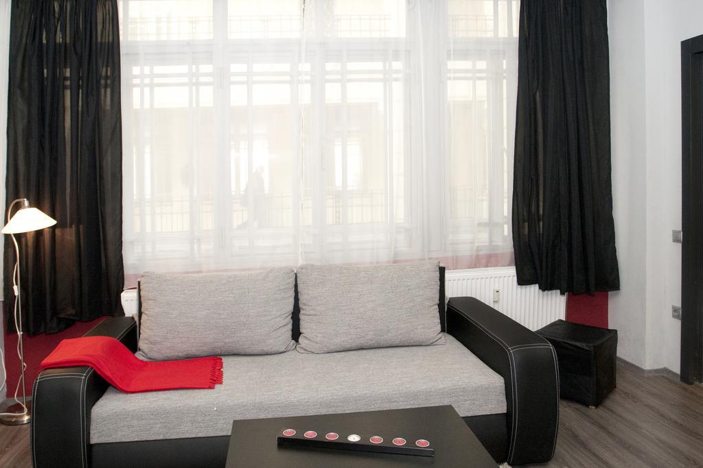 Diana Apartment On Vaci Utca Budapest Phòng bức ảnh