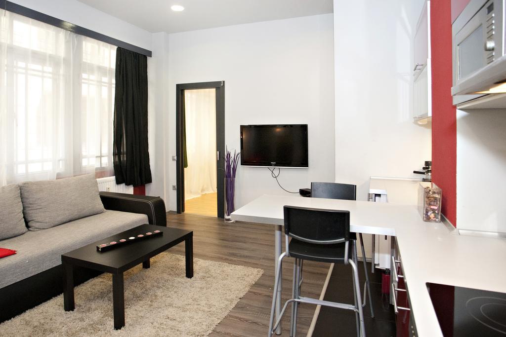 Diana Apartment On Vaci Utca Budapest Phòng bức ảnh
