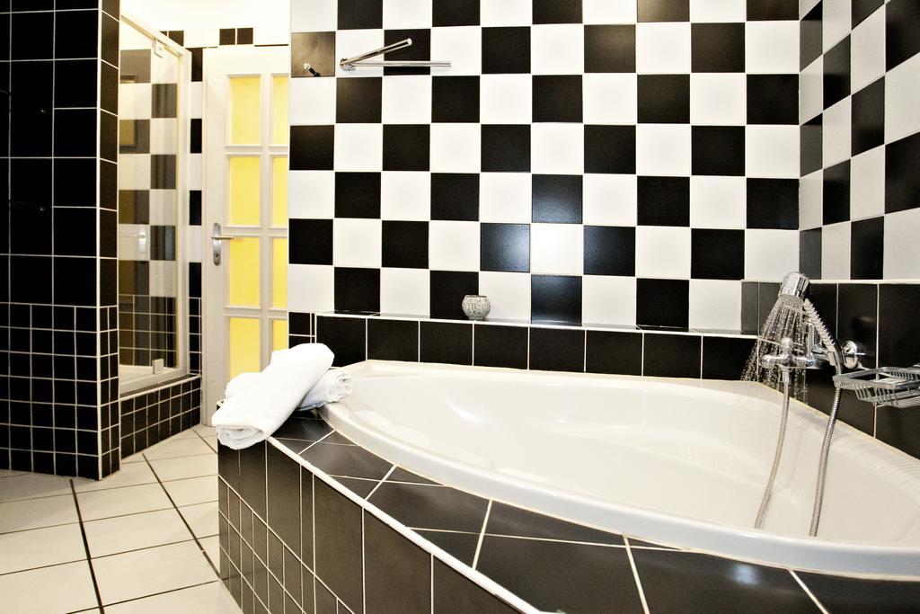 Diana Apartment On Vaci Utca Budapest Ngoại thất bức ảnh