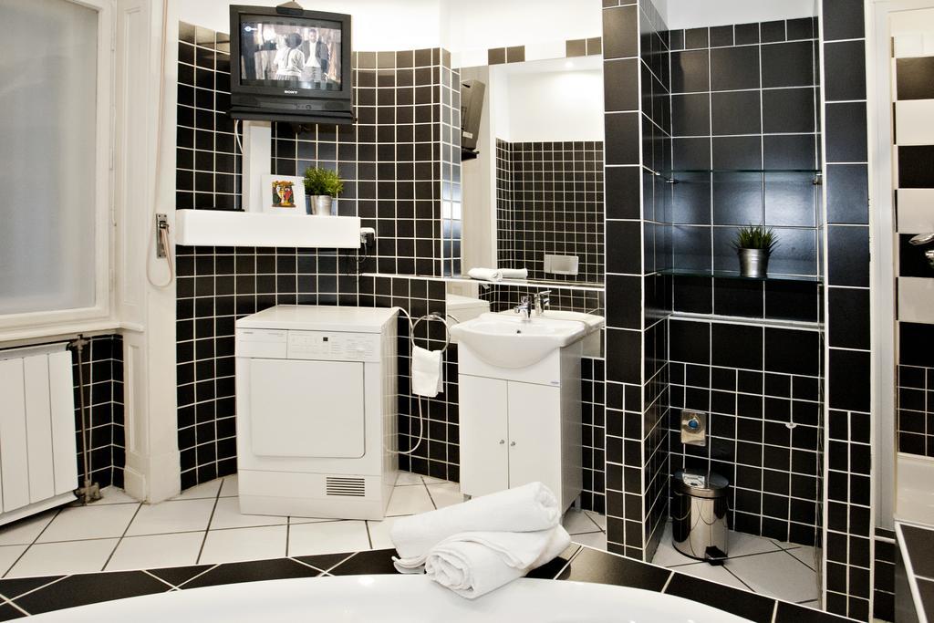 Diana Apartment On Vaci Utca Budapest Ngoại thất bức ảnh