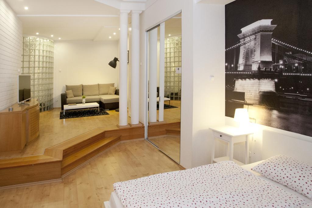 Diana Apartment On Vaci Utca Budapest Ngoại thất bức ảnh