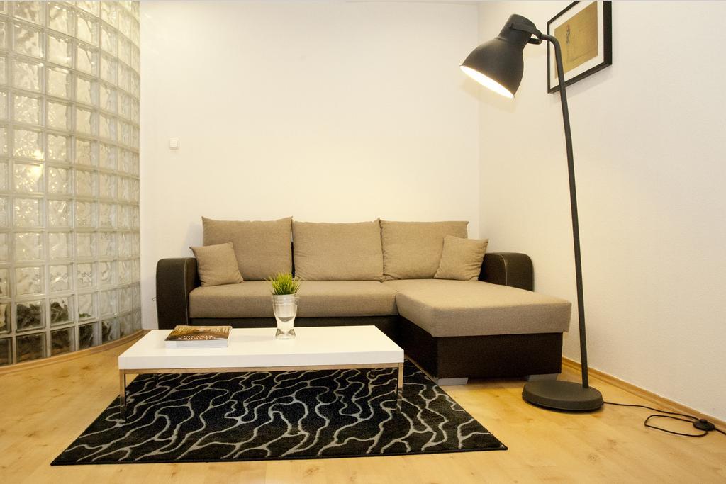 Diana Apartment On Vaci Utca Budapest Ngoại thất bức ảnh